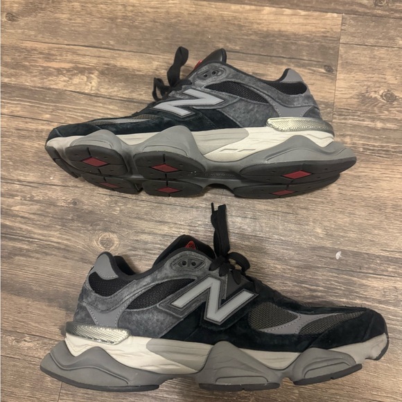 New Balance  9060 Black and Gray 10.5 - Picture 5 of 6